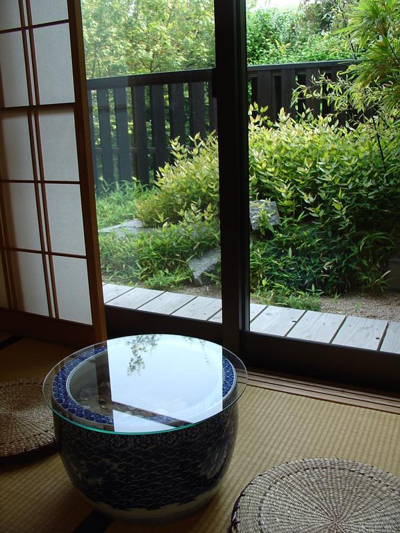 Hirayama Ryokan Ики Экстерьер фото