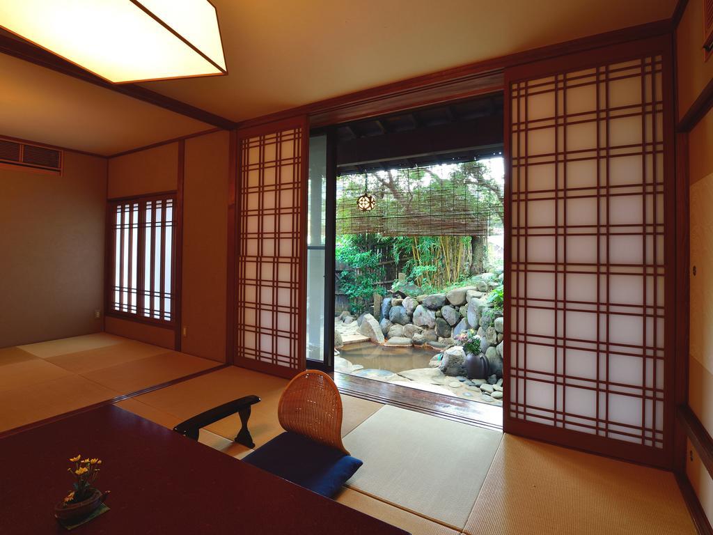 Hirayama Ryokan Ики Экстерьер фото